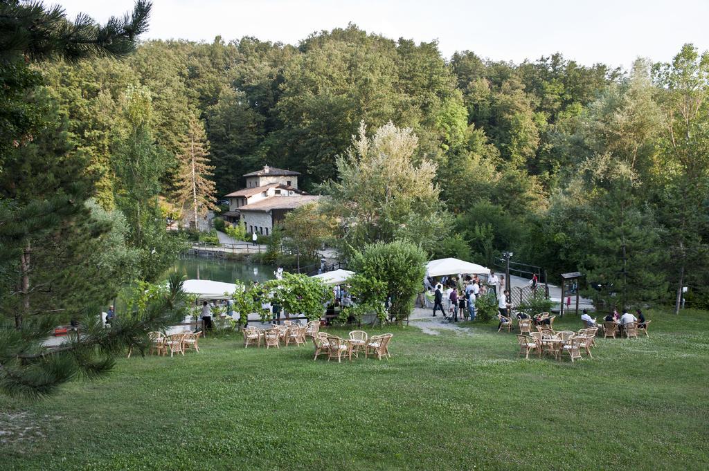 Parco Matildico Di Montalto Hotel Cadelbosco di Sopra Eksteriør billede