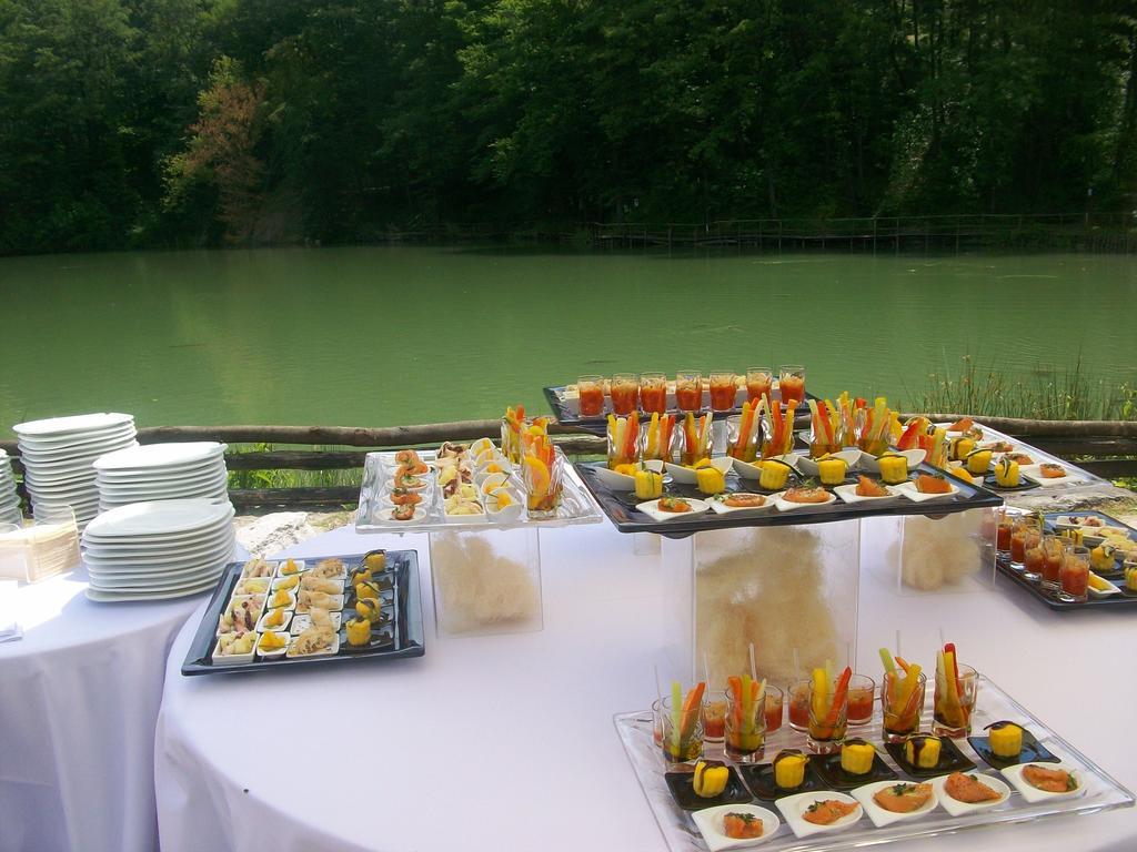 Parco Matildico Di Montalto Hotel Cadelbosco di Sopra Eksteriør billede