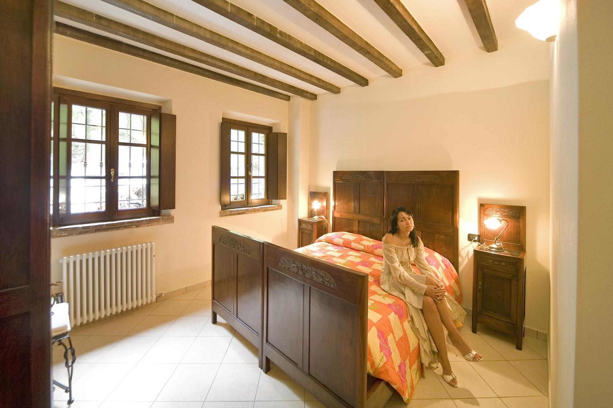 Parco Matildico Di Montalto Hotel Cadelbosco di Sopra Eksteriør billede